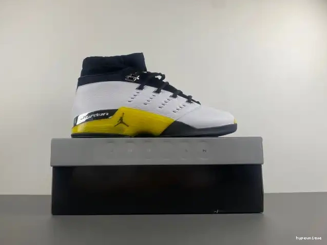 HYPE FJ0395-100 17 Lightning Air Jordan Low 0514